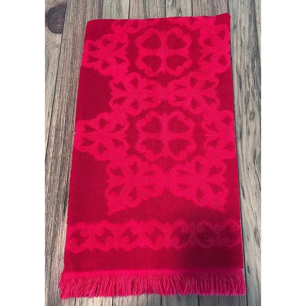 Vintage CANNON Gold Label RED Sculpted Stars 100% Cotton Bath Towel w Fringe USA